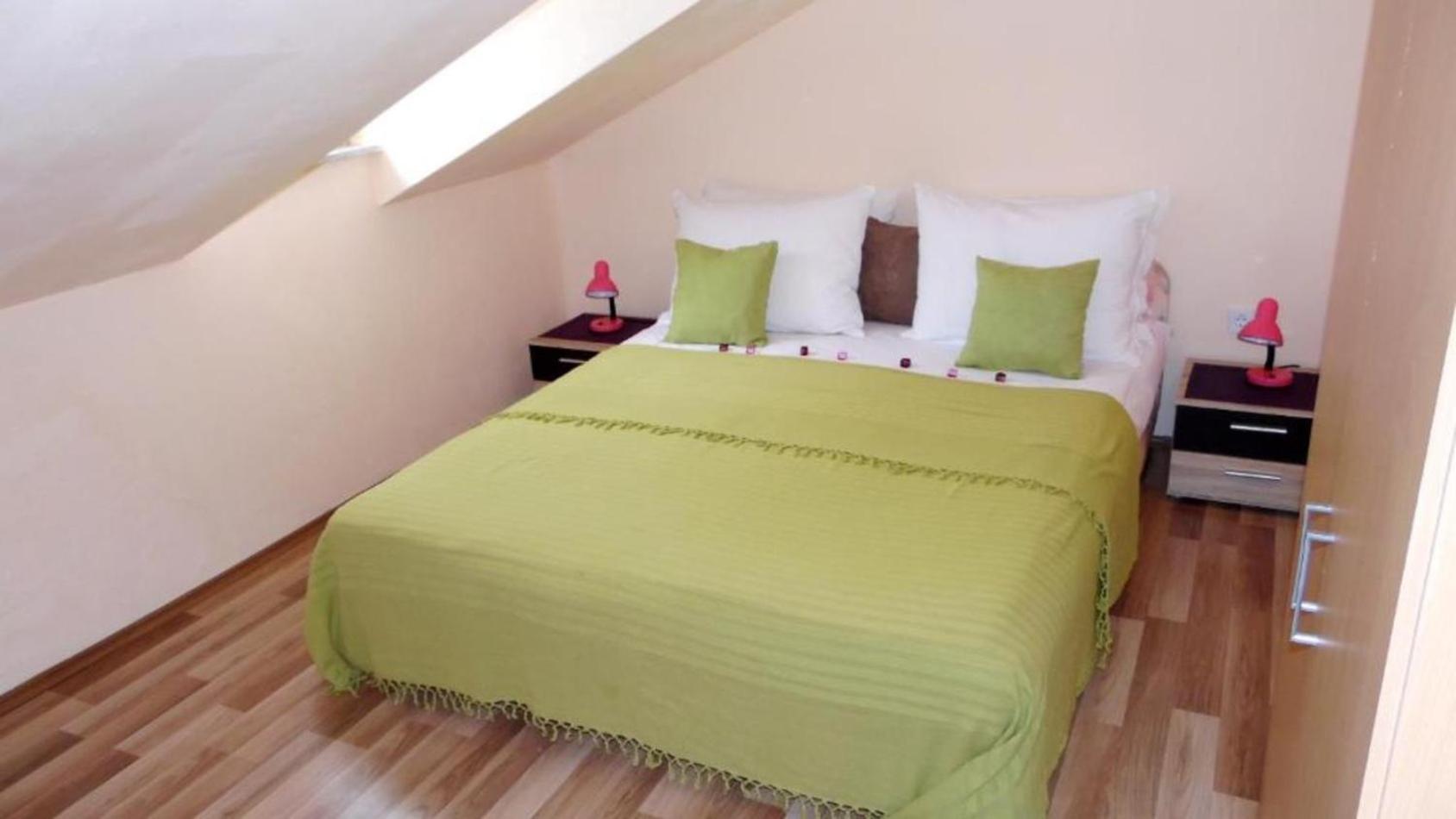 Sarita Apartments 2 Makarska Dış mekan fotoğraf